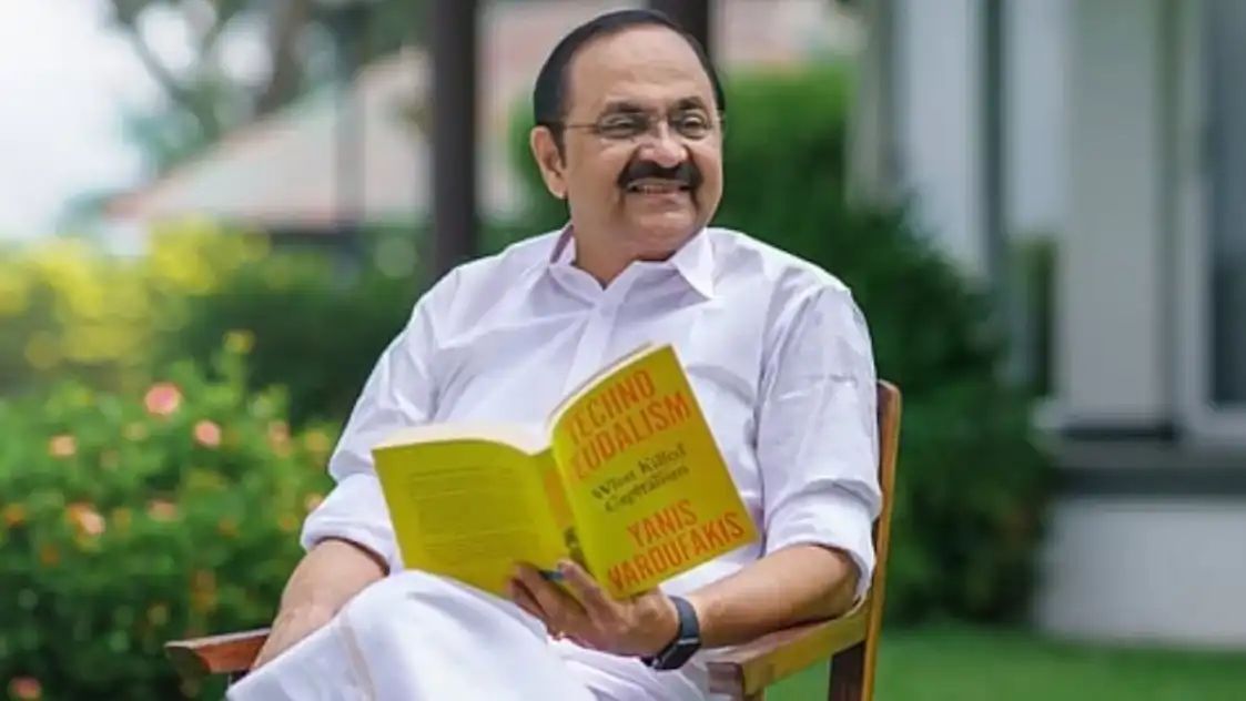 கேரள முதல்வராக வி.டி.சதீசன் தேர்வு  காங்கிரஸ் தலைமை அறிவிப்பு !!!