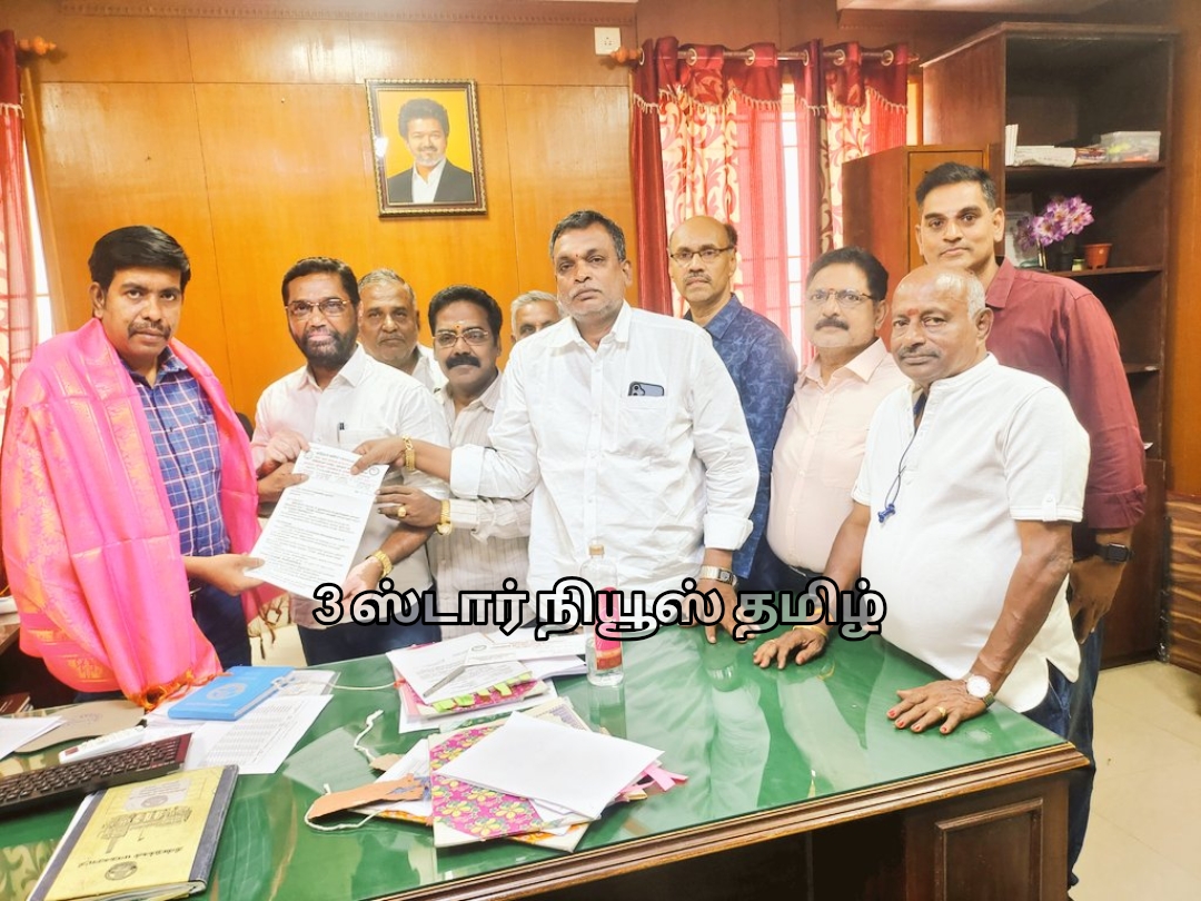 திண்டுக்கல் மாநகராட்சியின் புதிய ஆணையரை தொழில் வர்த்தக சங்கம் நிர்வாகிகள் மரியாதை நிமித்தமாக சந்தித்தனர்