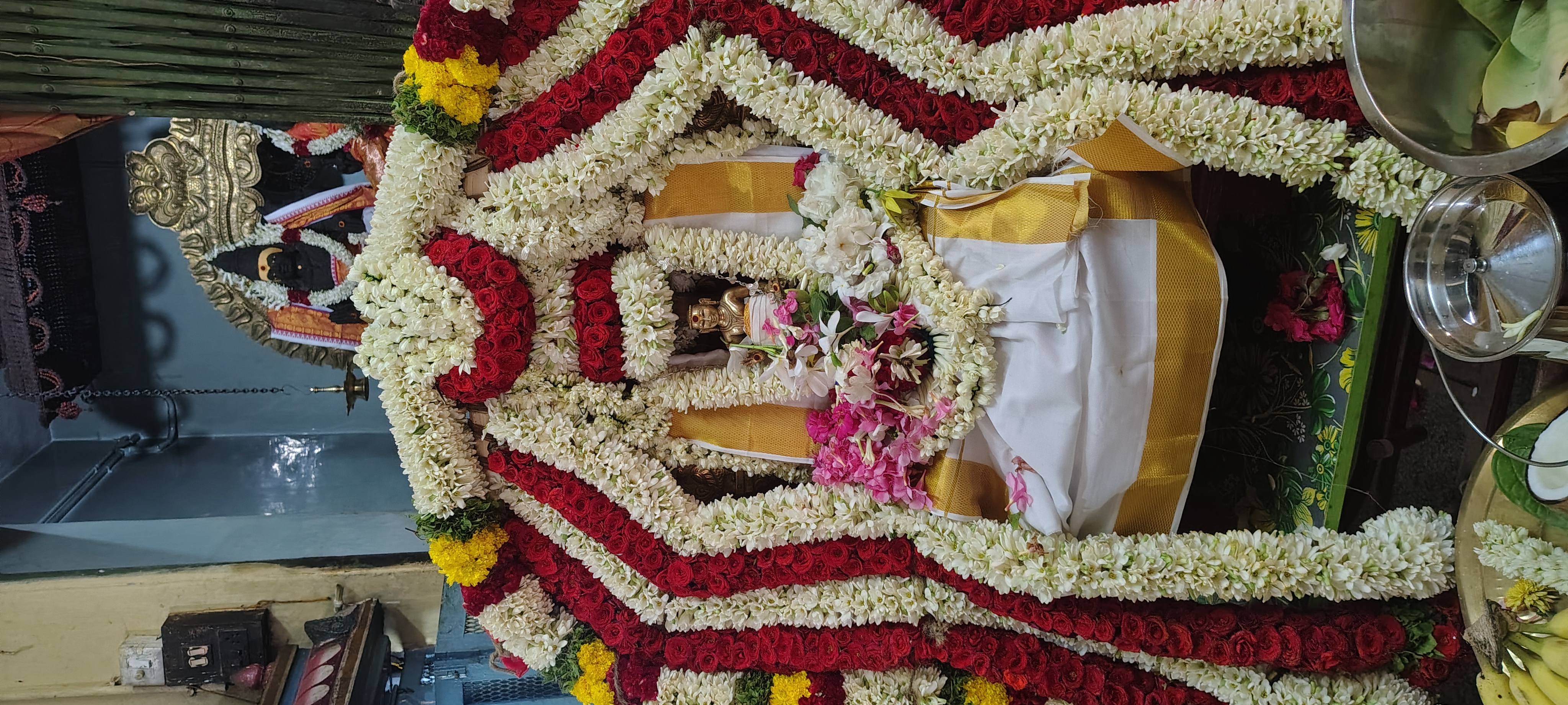 தேனி ஸ்ரீ வரசக்தி விநாயகர் திருக்கோவிலில்  ஸ்ரீ மாணிக்கவாசகர்  குருபூஜை விழா நடைபெற்றது