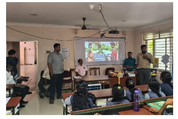 திண்டுக்கல் அரசு மகளிர் தொழிற் பயிற்சி மையத்தில்  சூரிய ஆற்றல் திறன் மேம்பாட்டு பயிற்சி