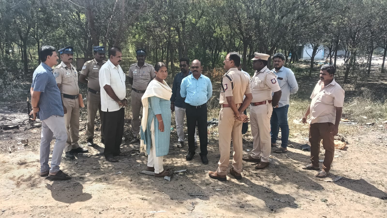 விருதுநகர் மாவட்டம் செவல்பட்டியில்  பட்டாசு ஆலை வெடி விபத்து