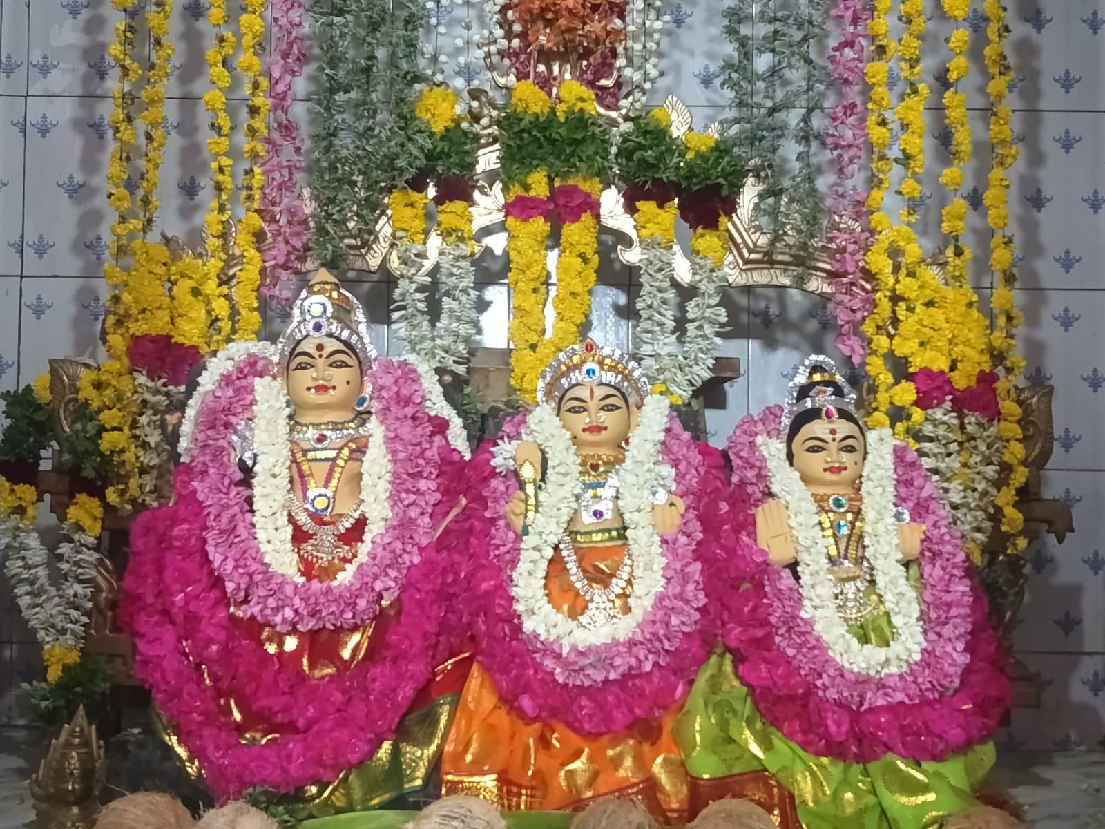 தூத்துக்குடி மாவட்டம்  V.தளவாய்புரம் ஸ்ரீ விஸ்வகர்மா சமுதாயத்திற்கு பாத்தியப்பட்ட திருக்கோவில் ஆனி மாத கொடை விழா நடைபெற்றது