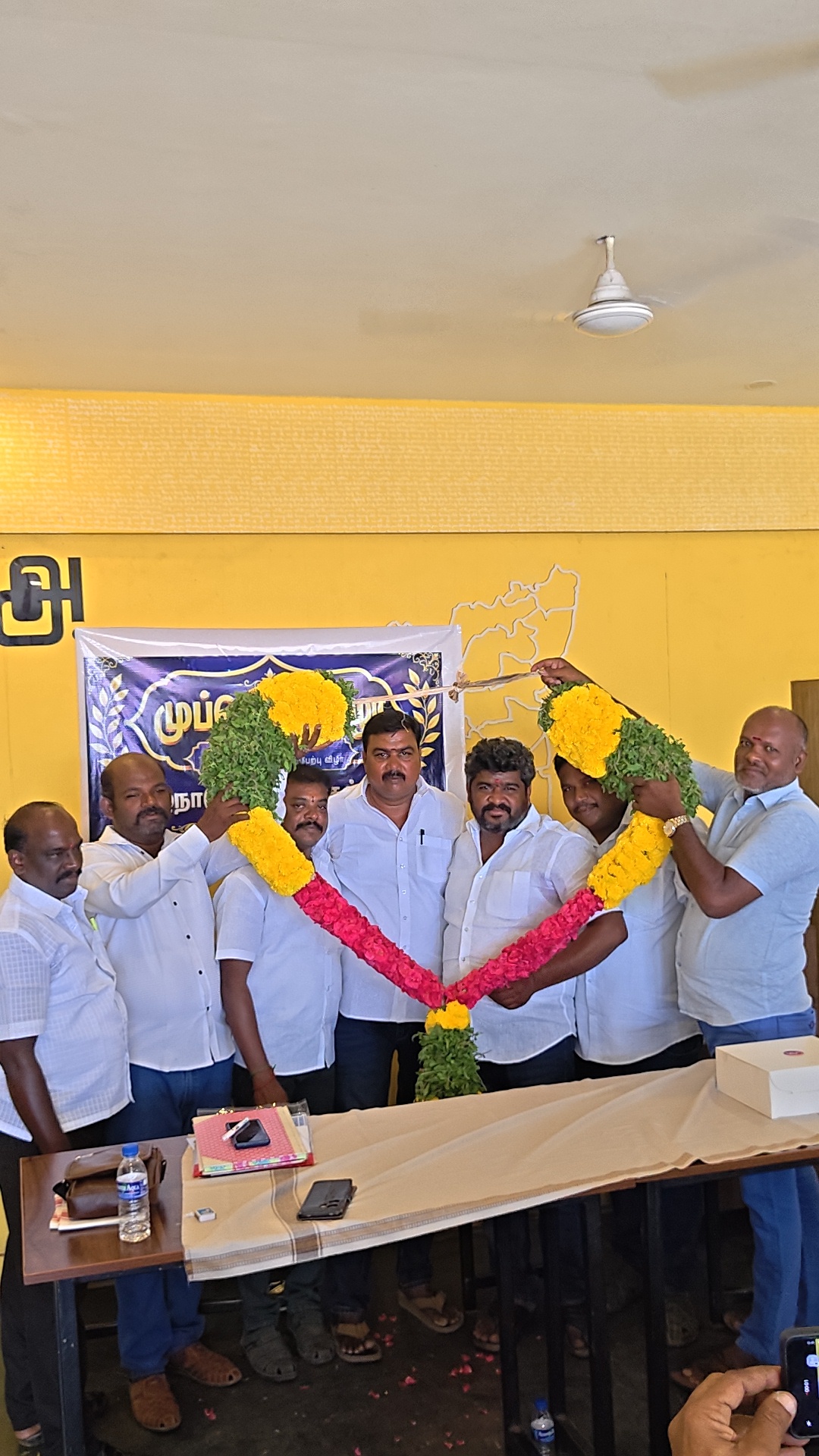 தமிழ்நாடு ஊடக மக்கள் சங்கத்தின் 4 ஆம் ஆண்டு விழாவை முப்பெரும் விழாவாக கொண்டாடிய தேனி மாவட்ட சங்கத்தினர்