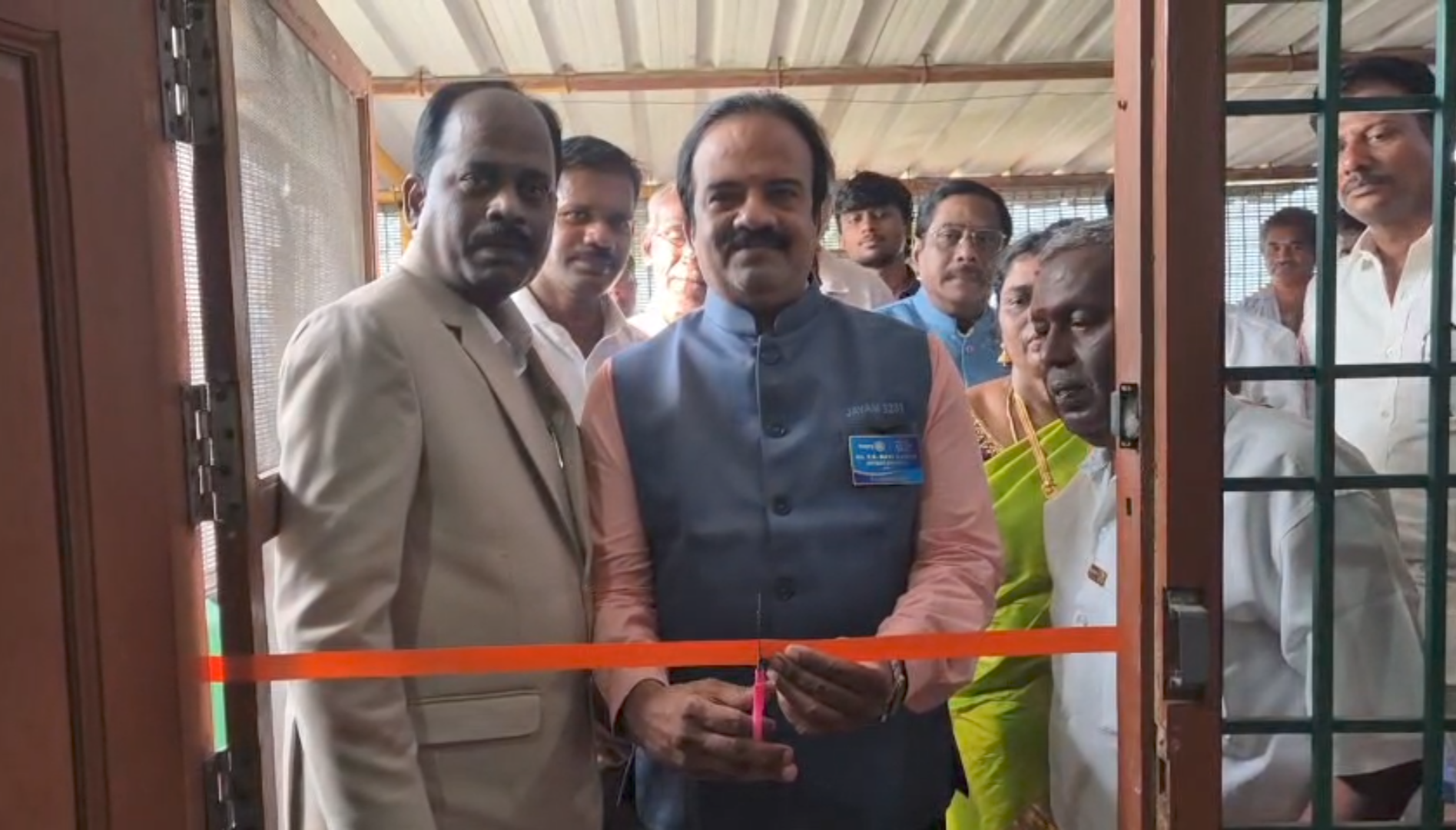 தலைவர் வரதராஜன் பிறந்தநாளை ஒட்டி ஆற்காடு டெல்லி கேட் ரோட்டரி சங்கம் சார்பில் இலவச தொழிற்பயிற்சி மையம் திறப்பு: